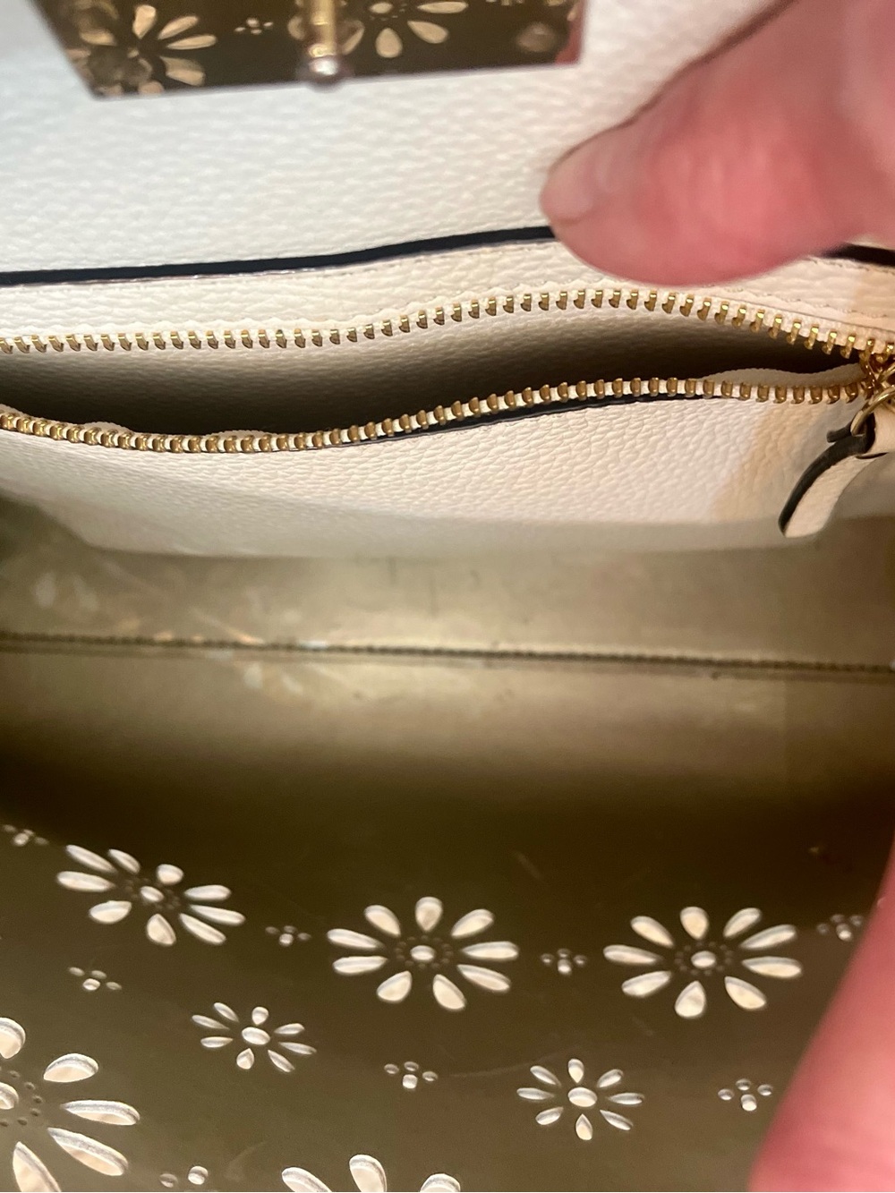 Kate Spade White Leather Faye Drive Etta Daisy Cutout Satchel Tote Bag EUC - Picture 15 of 16